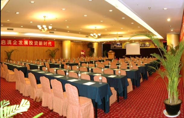 Green Land Hotel Kunming Eksteriør billede