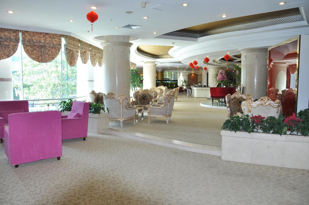 Green Land Hotel Kunming Eksteriør billede