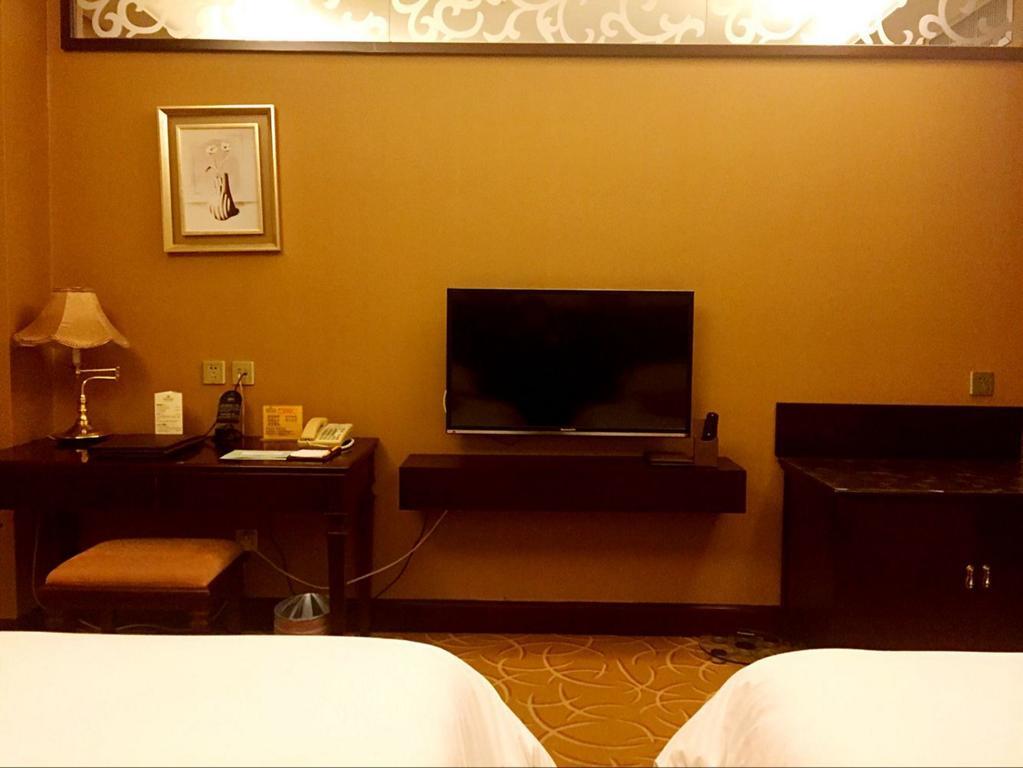 Green Land Hotel Kunming Eksteriør billede